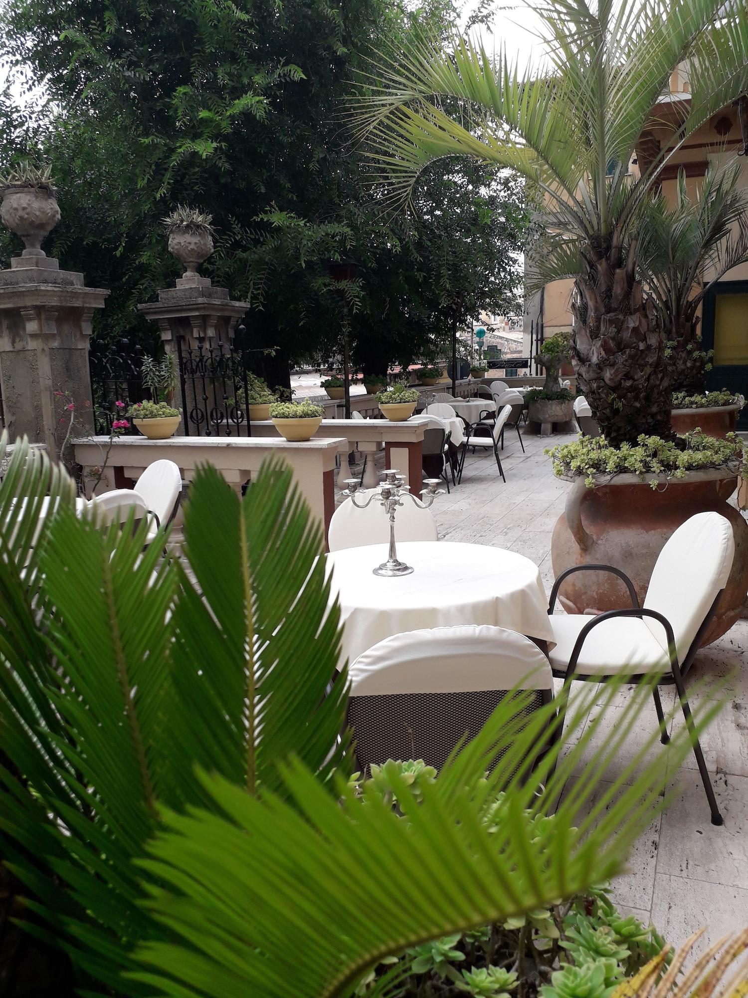 Hotel Villa Antica Tropea Bagian luar foto